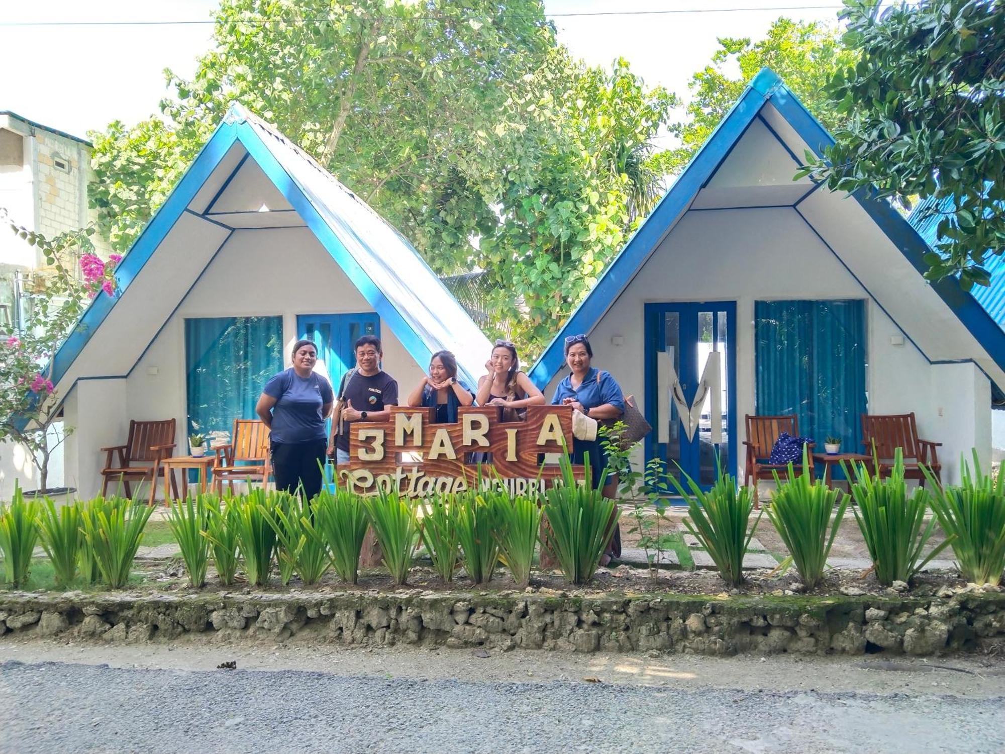 Tria Maria Cottage Ngurbloat Εξωτερικό φωτογραφία