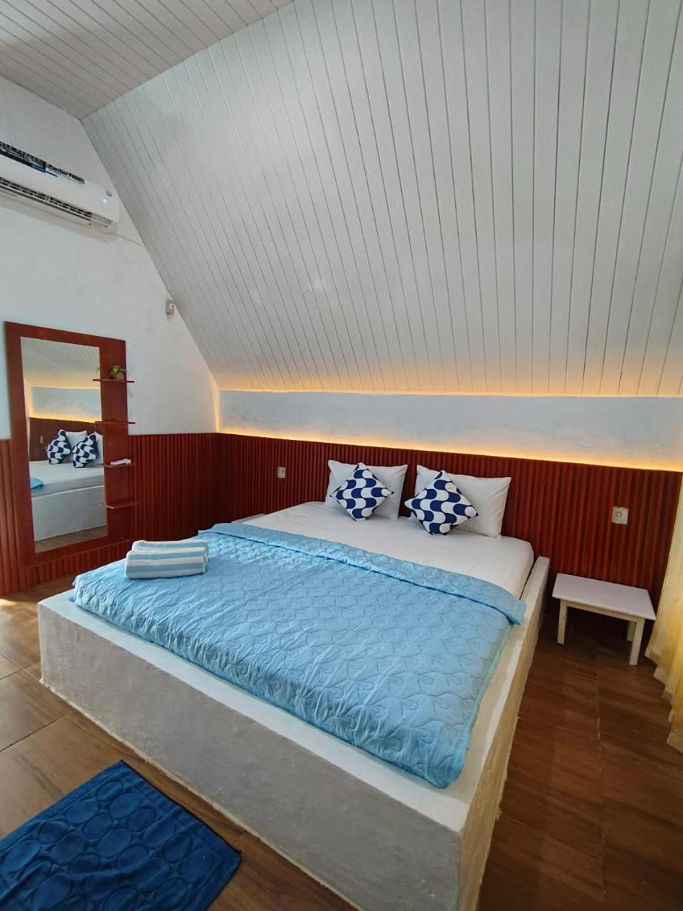 Tria Maria Cottage Ngurbloat Εξωτερικό φωτογραφία