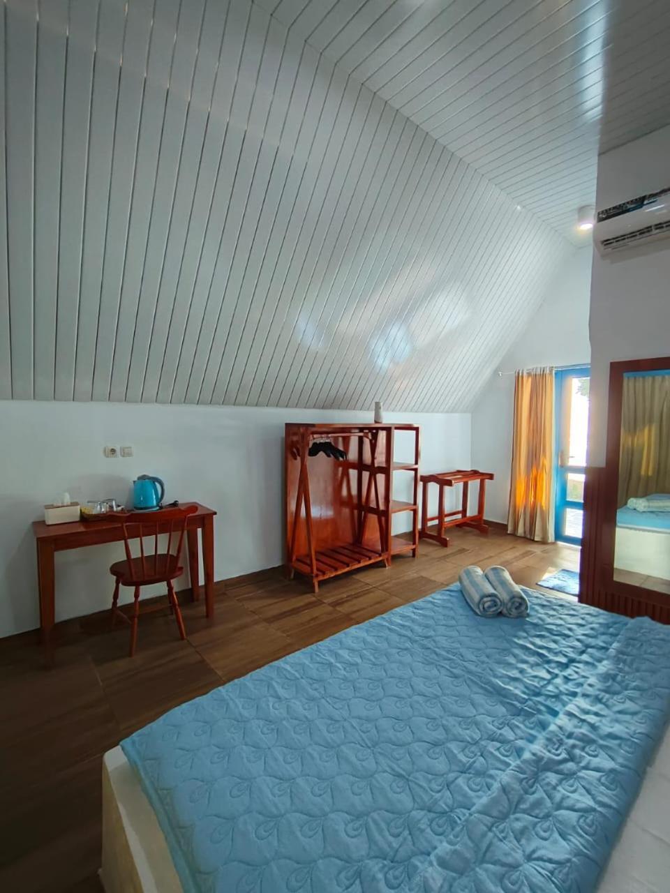 Tria Maria Cottage Ngurbloat Εξωτερικό φωτογραφία
