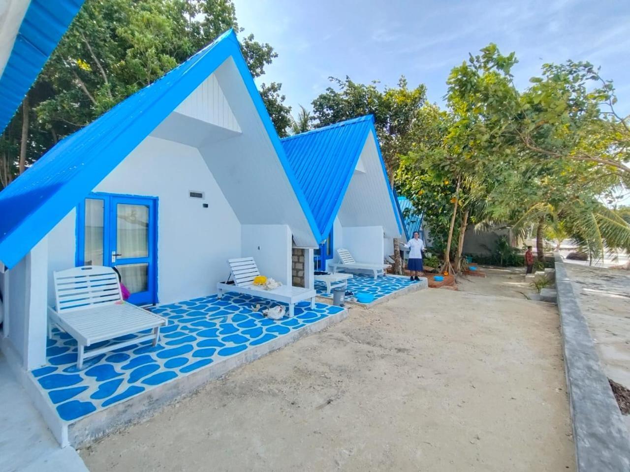 Tria Maria Cottage Ngurbloat Εξωτερικό φωτογραφία