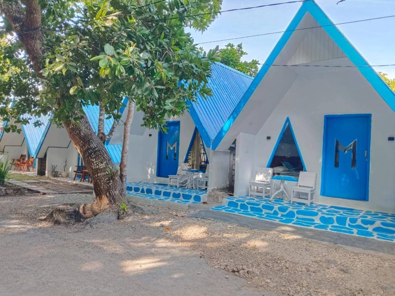 Tria Maria Cottage Ngurbloat Εξωτερικό φωτογραφία